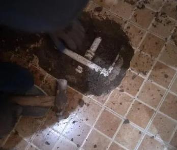三山卫生间漏水维修公司为您分享下卫生间渗水如何处理及注意事项